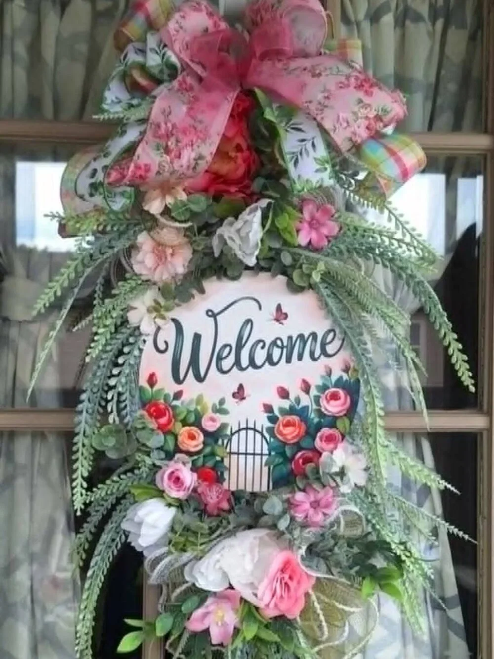 Handmade 31 inch swag wreath